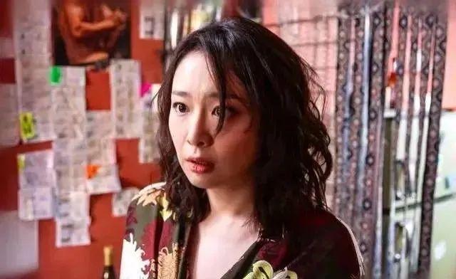 人间清醒大格局的句子图片（感情人间清醒的文案金句）