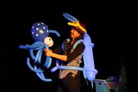 魔术作文600字（魔术表演满分）