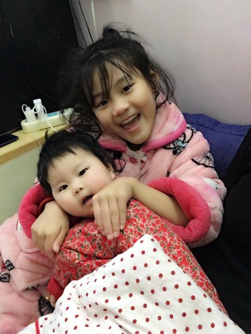 小妹妹的愤怒（因为什么，她生气了？）
