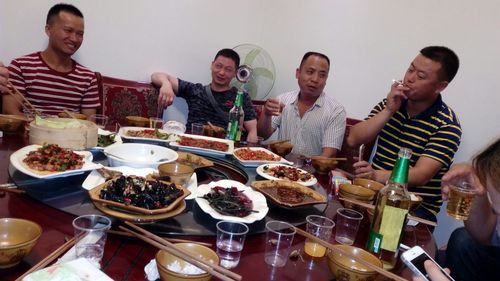 铭记青春的时光作文700字（《逝去的青春，永远的回忆
》）
