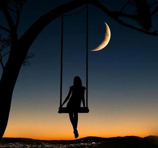 深夜失眠的经典句子 最新失眠说说心情短语（深夜的孤独与思念）
