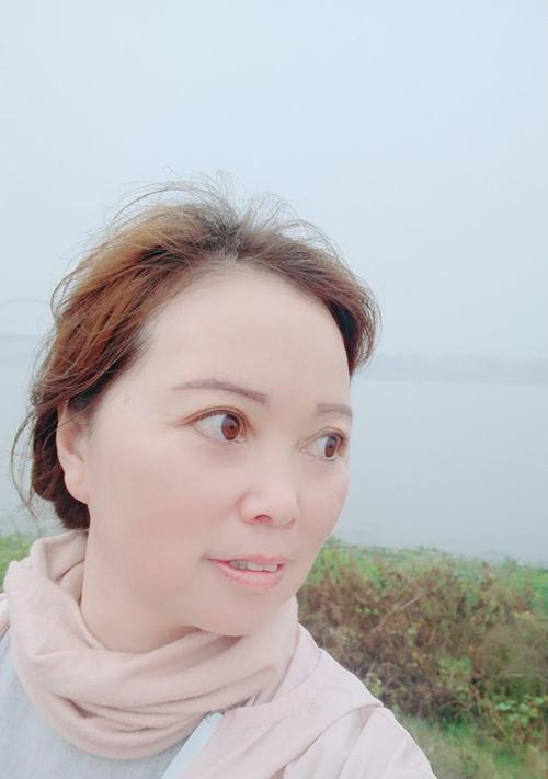 幸福原来很简单作文800字（《在最平凡的日子里，最美好的幸福》）