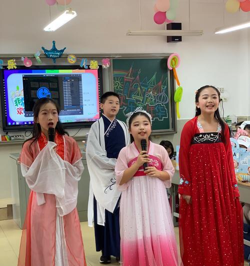 童年的歌声作文（《宛若动听的童年》）