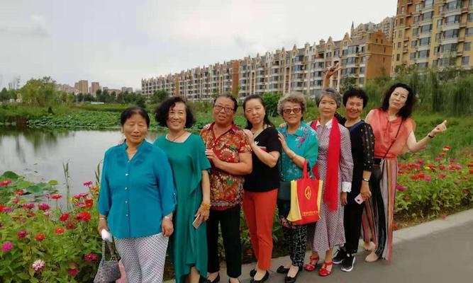 以依然不变的亲情为话题的作文题目（《家族传承——爱的故事》）