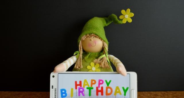生日发朋友圈的低调文案（不卖萌不炫富，只为祝福和美好）