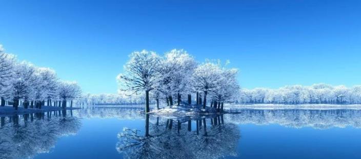 形容冬天寒冷的优美语句（Winter'sChill:ACollectionofBreathtakinglyBeautifulDescriptions）