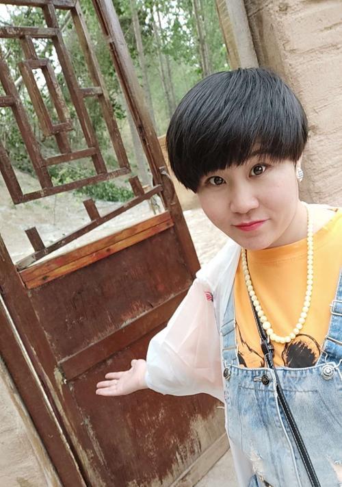 美从这里开始作文800（《以美从这里开始——一个妈妈与女儿的成长故事》）