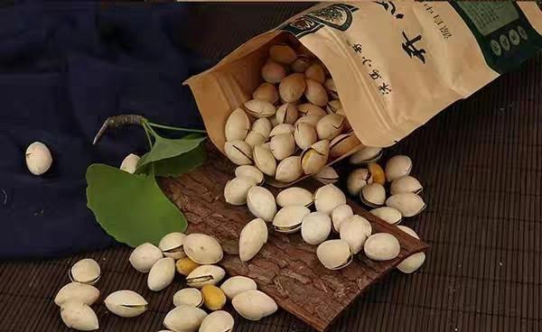 外婆家烧烤作文（《外婆的烤银杏》）