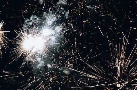 关于跨年朋友圈说说（岁月交替，心情不变）