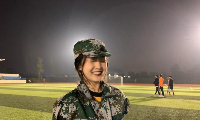 军训怎么发朋友圈说说军训发朋友圈的搞笑短句子（军训，让我成为更好的自己）