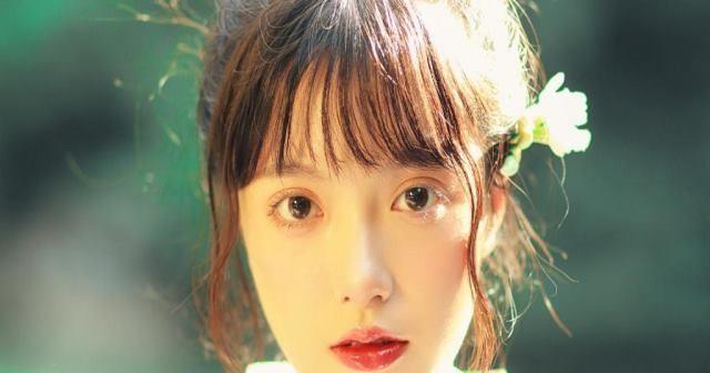 自嘲搞笑句子越短越好（经典自嘲句子）