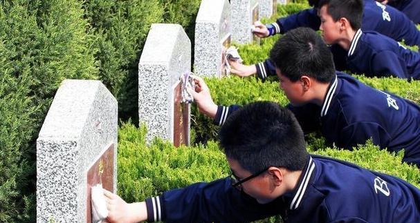 清明缅怀先祖短句（缅怀先人，献上思念）