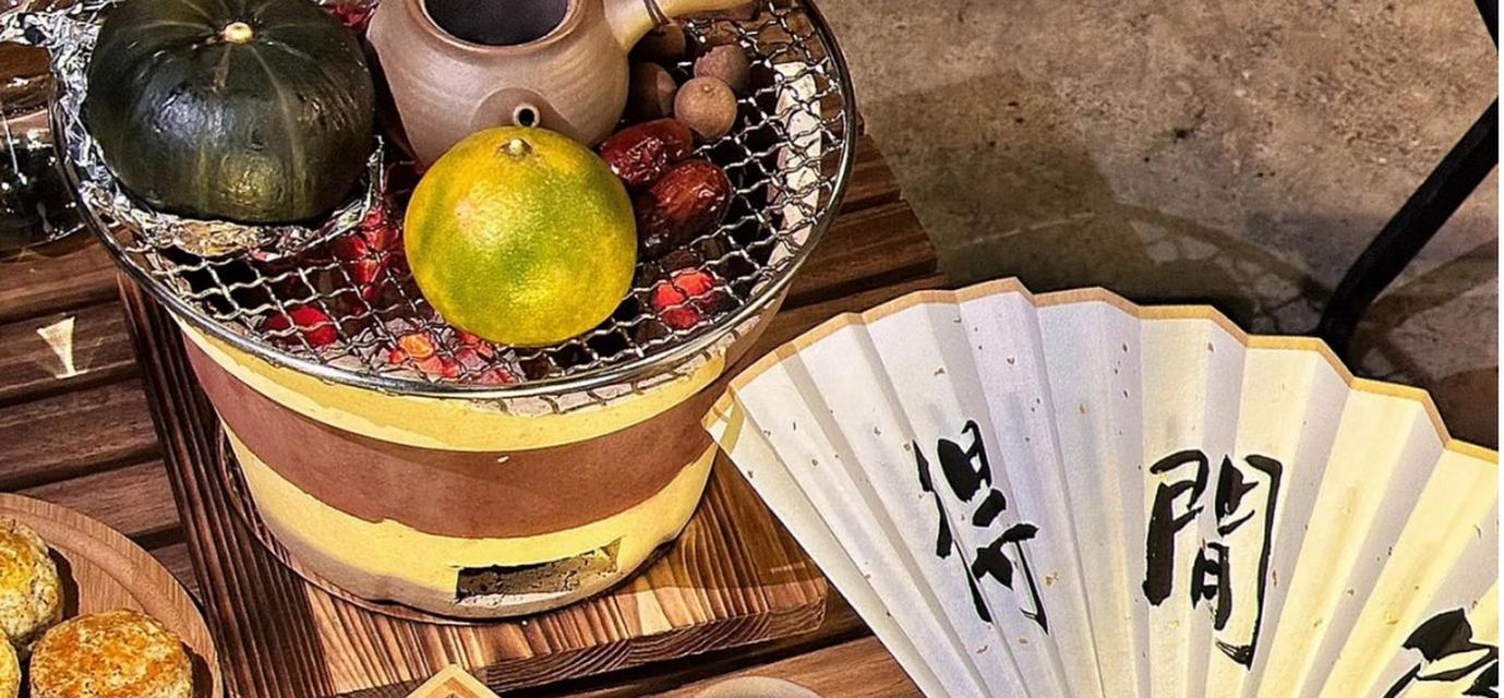 三五好友小聚唯美说说（三五好友小聚，唯美时光）