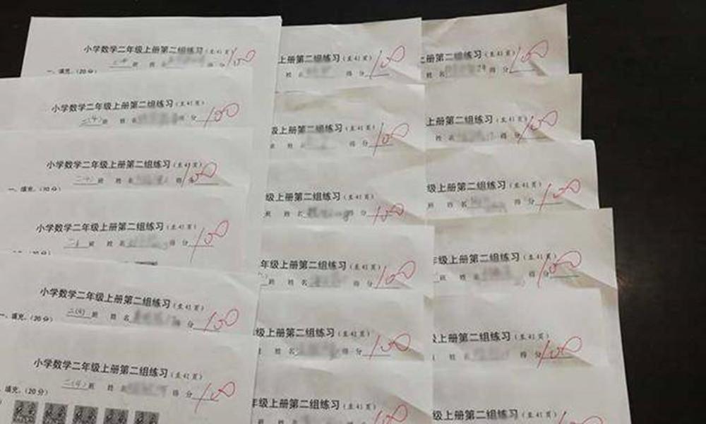 朋友圈低调晒孩子优秀成绩的句子（留住孩子的优秀成绩）