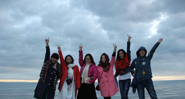 有关青海旅游句子经典的短句文案（青海旅游：天地间的灵魂之地）