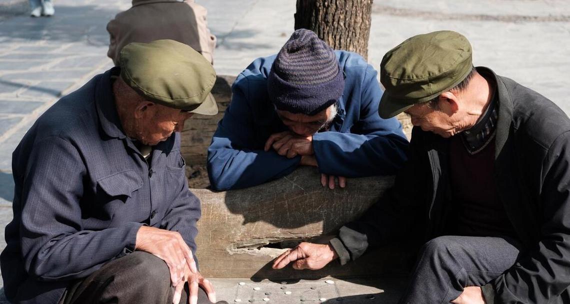 迎接圣诞节发朋友圈怎么说（圣诞节来临，祝福送不停）