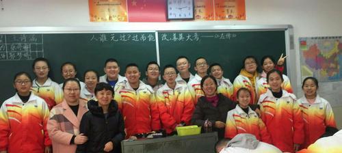 青春热情洋溢什么意思（《青春与热情的故事》）