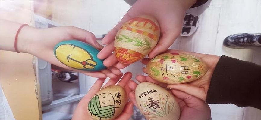 有关清明彩绘鸡蛋短句的短句怎么写（《彩绘春蛋，古韵悠扬》）