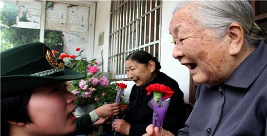 海警祝福母亲节的祝福语好句有哪些？（《海警春晖：悠悠我心，祝母亲节安康》）