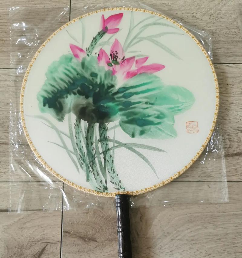 夏天的扇子怎么画（夏至扇影摇清风：古风墨韵绘童心）